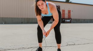 Hampton Elite Athlete Jesse Labreck posing with the Hampton Speed Rope.